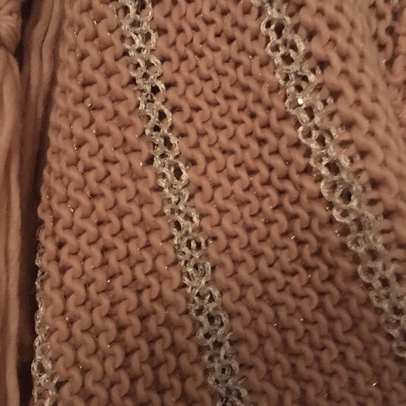 Collectioneighteen Triangular Scarf - Picture 2 of 6